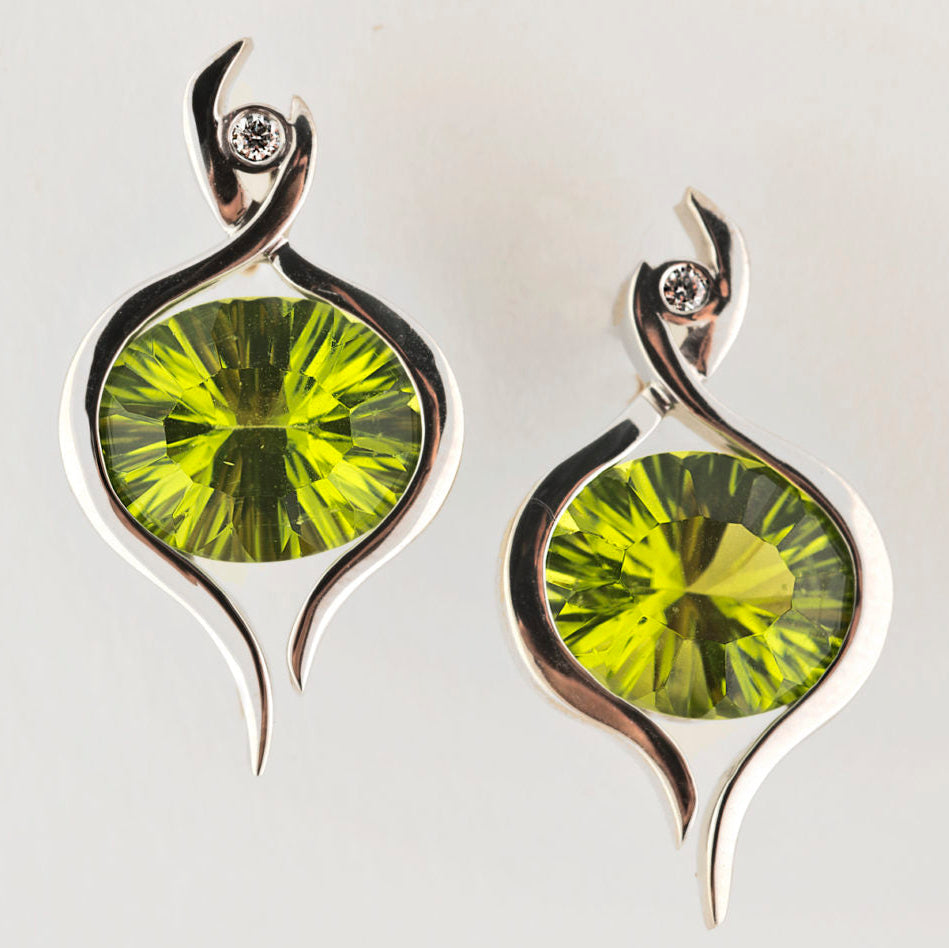 Queenie® | Vintage Olive Crystal Silver Earrings