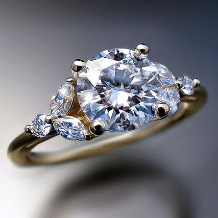 Cristina® | Vintage Zirconia Design Ring