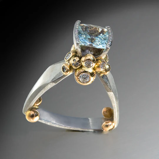 Hesperia® | Vintage Blue Zirconia Gold & Silver Ring