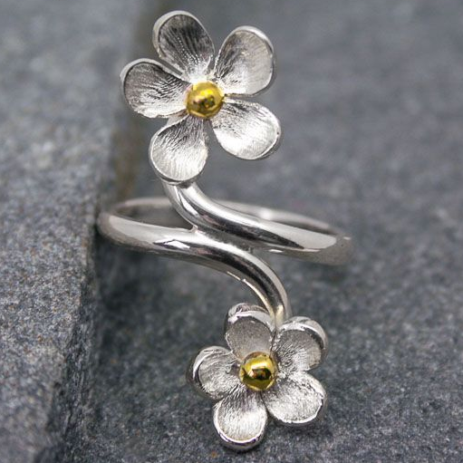 Celeste® | Vintage Silver Daisy Ring