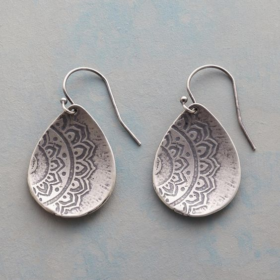 Manuela® | Vintage Drop Silver Earrings