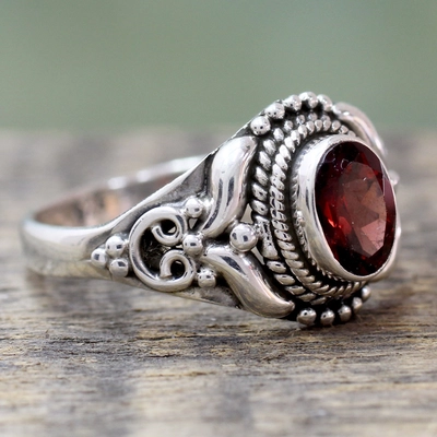 Valeria® | Vintage Red Silver Stone Ring