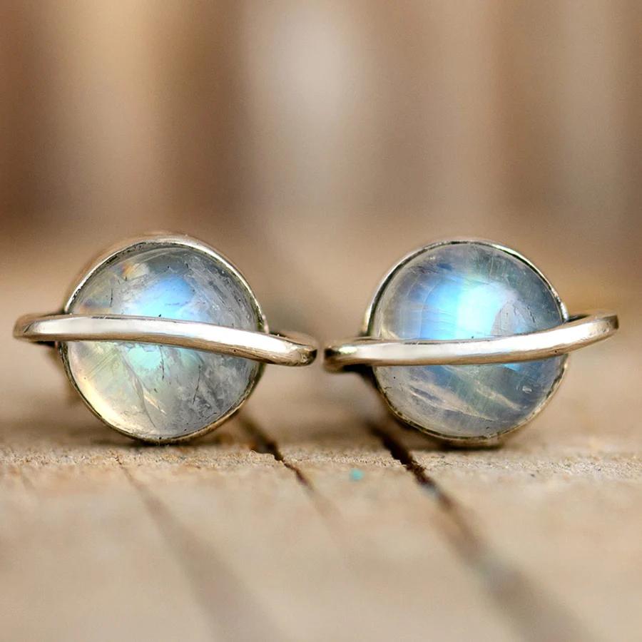 Belinda® | Vintage Rounded Moonstone Earrings
