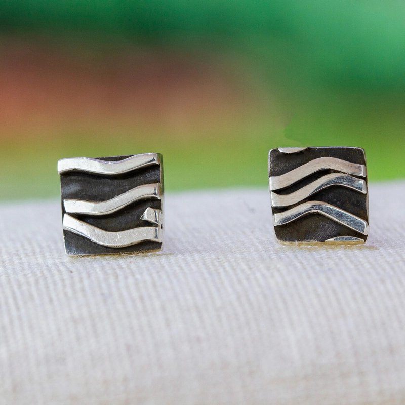 Maite® | Vintage Silver Wavy Square Earrings