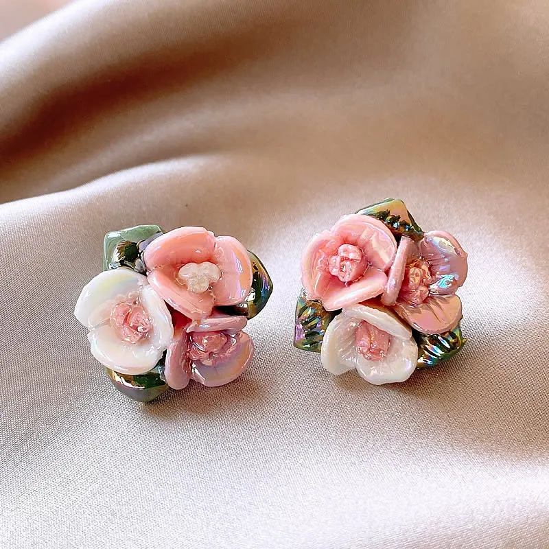 Wanda® | Elegant Pink Floral Earrings