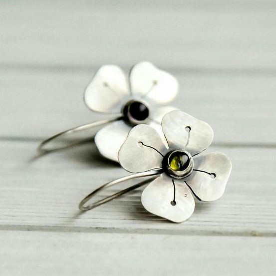 Jimena® | Vintage Zirconia Silver Flower Earrings