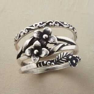 Delia® | Vintage Silver Flower Layered Ring