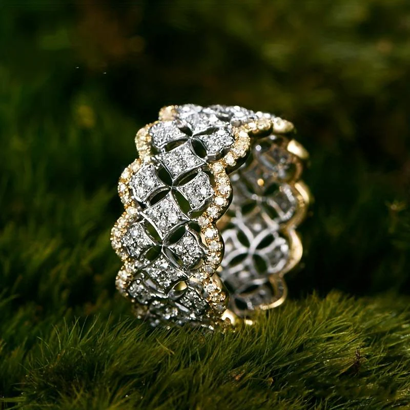 Fabiola® | Elegant Bright Gold & Silver Ring