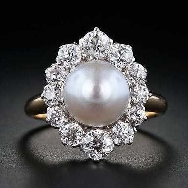 Selene® | Vintage Mandala Pearl Ring