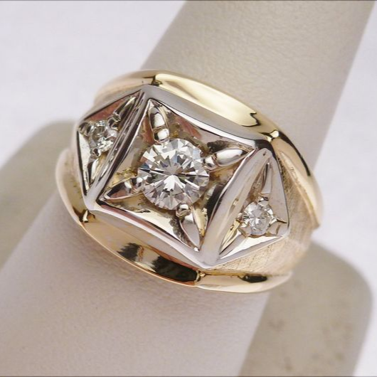 Virginia® | Vintage Square Zirconia Gold & Silver Ring