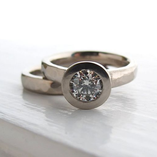 Mónica® | Vintage Silvered Zirconia Ring Set