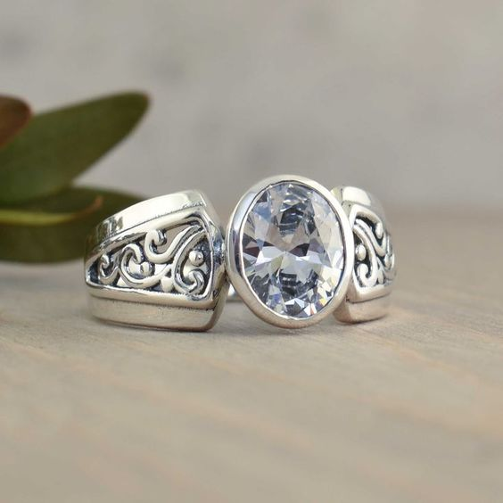 Isabel® | Vintage Glass & Silvered Ring