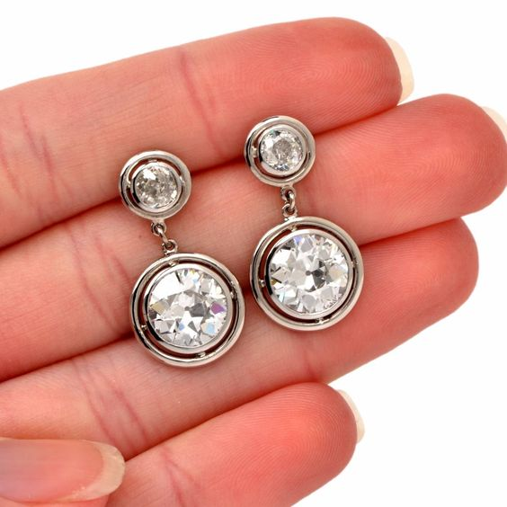 Olga® | Vintage Sparkling Silver Earrings