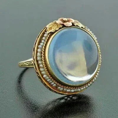 Clara® | Vintage Rounded Moonstone Ring