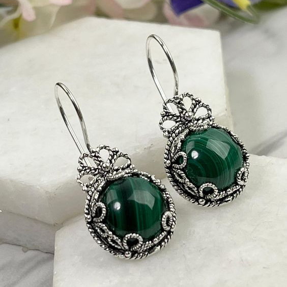 Rafaela® | Vintage Green Round Earrings