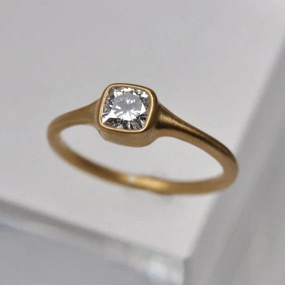 Kimberly® | Vintage Glass Square Ring