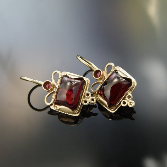 Ximena® | Vintage Red Crystal Earrings