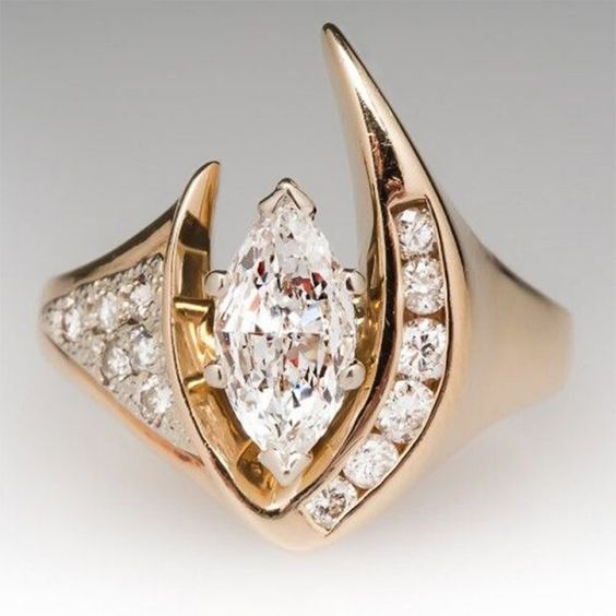 Zara® | Vintage Point Bright Ring