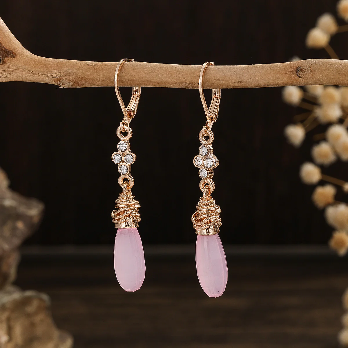 Sibyl® | Vintage Pink Dangling Crystal Earrings