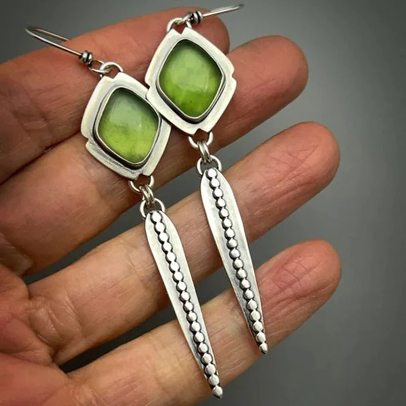 Julieta® | Vintage Green Dangling Earrings