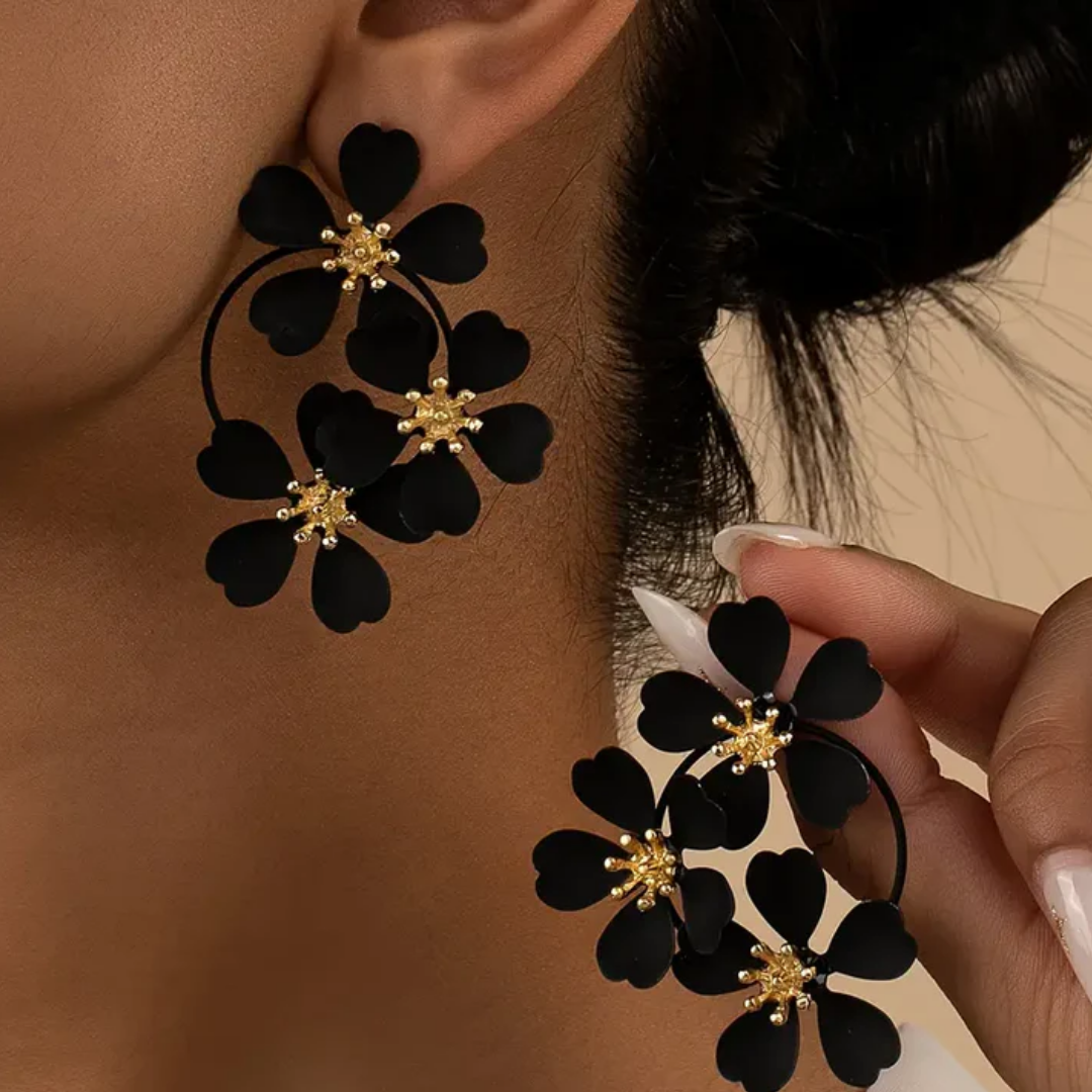 Fleur® | Vintage Black Flower Dangling Earrings